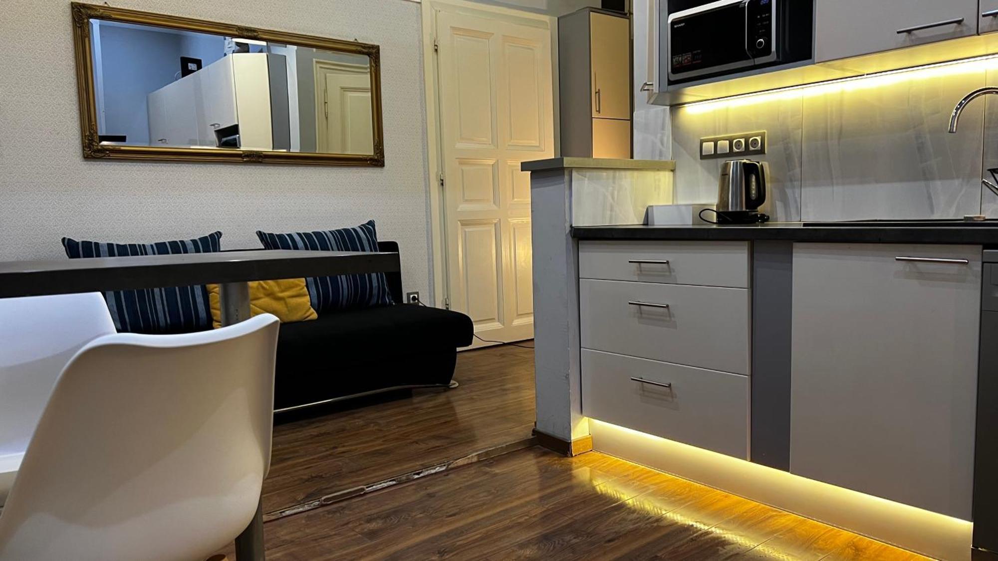 V6 Apartment By Small Home Budapest Exteriör bild